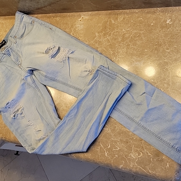 Express Distressed Relaxed Fit Girlfriend Jean, Sz 4 - Picture 4 of 16